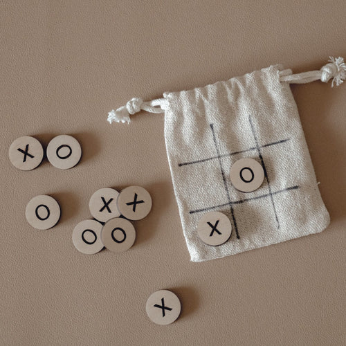 tic tac toe travel pouch